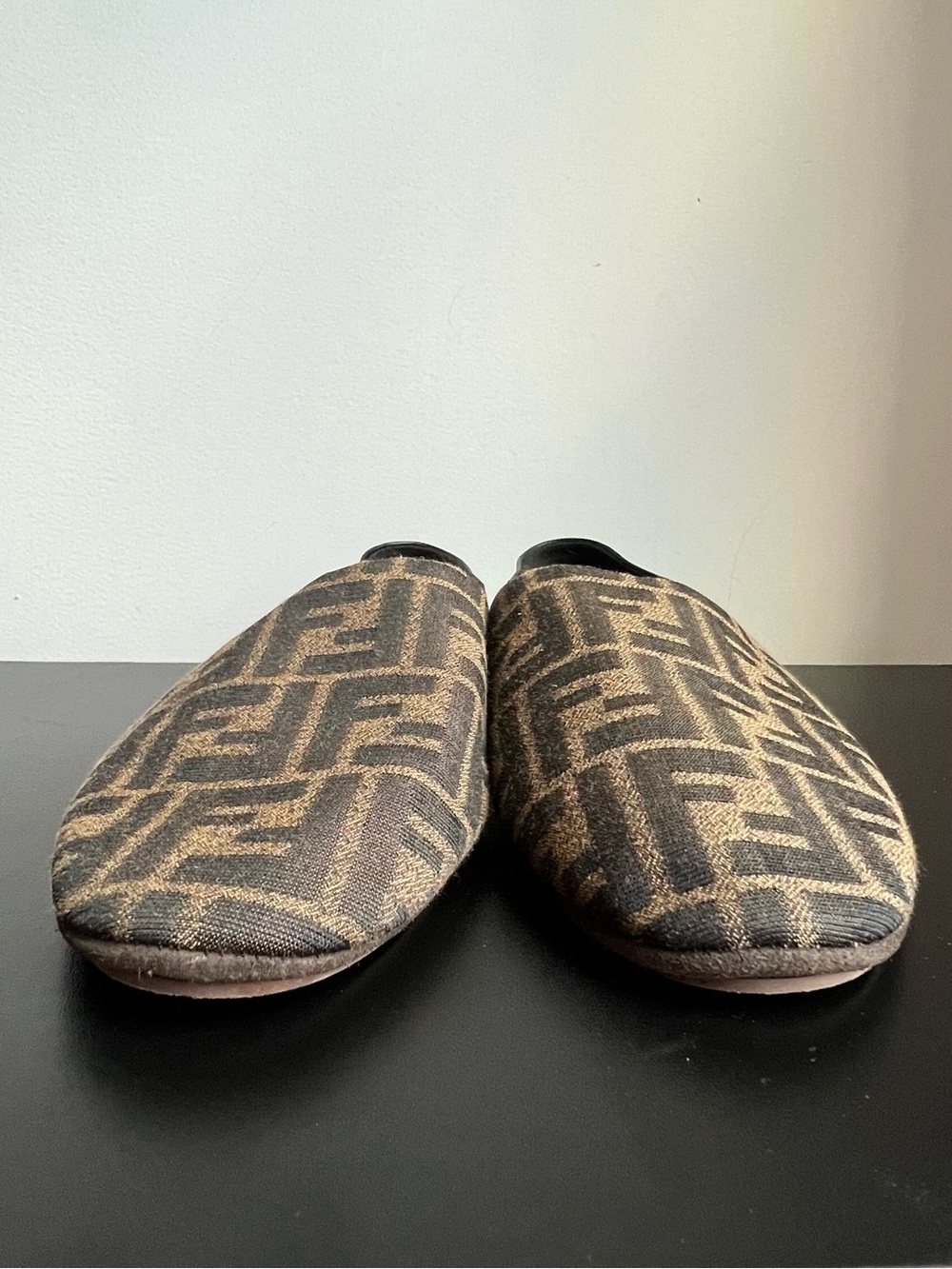 Fendi Fabric Jacquard Nappa FF Slippers Size 39 - Picture 6 of 10